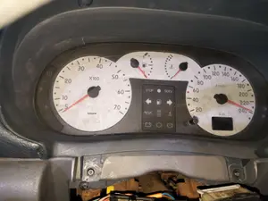 Foto de CUADRO INSTRUMENTOS RENAULT CLIO II FASE I (B/CB0) 1.4 16V (98 CV / 72 KW)
