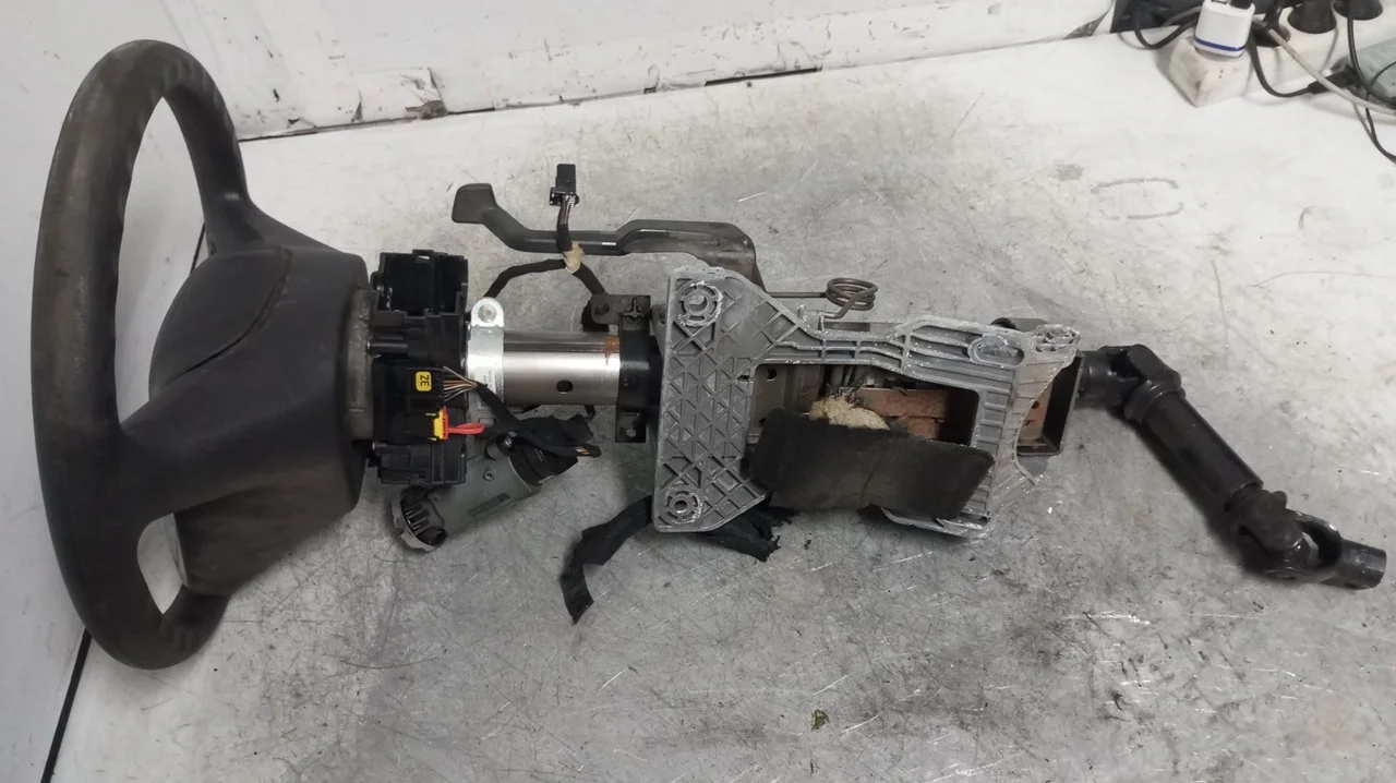 Foto de COLUMNA DIRECCION OPEL ASTRA J BERLINA 5P 1.7 16V CDTI (110 CV / 81 KW) referencia 13328668