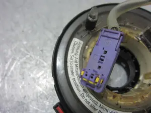 Foto de ANILLO AIRBAG AUDI A3 (8P1) 2.0 TDI (140 CV / 103 KW) referencia 1K0959653 foto 2