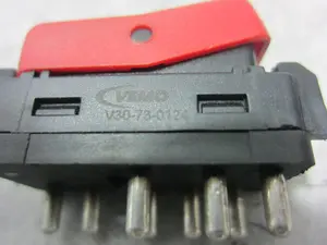 Foto de WARNING MERCEDES-BENZ CLASE 124 (BM 124) FAMILIAR referencia V30730124 foto 3