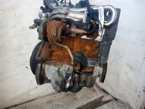 Foto de MOTOR COMPLETO RENAULT SCENIC III (JZ) referencia K9K832 foto 10