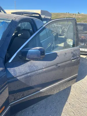 Foto de PUERTA DELANTERA IZQUIERDA BMW SERIE 5 TOURING (E39) 2.0 24V (150 CV / 110 KW)
