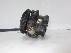 Foto de BOMBA DIRECCION FORD FOCUS BERLINA (CAK) referencia HBDJC foto 4