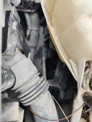 Foto de ELECTROVENTILADOR RENAULT CLIO III 1.2 16V (75 CV / 55 KW)