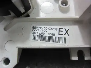 Foto de MANDO CALEFACCION / AIRE ACONDICIONADO CHEVROLET ALERO 2.4 CAT (141 CV / 104 KW) referencia 0937764330238 foto 3