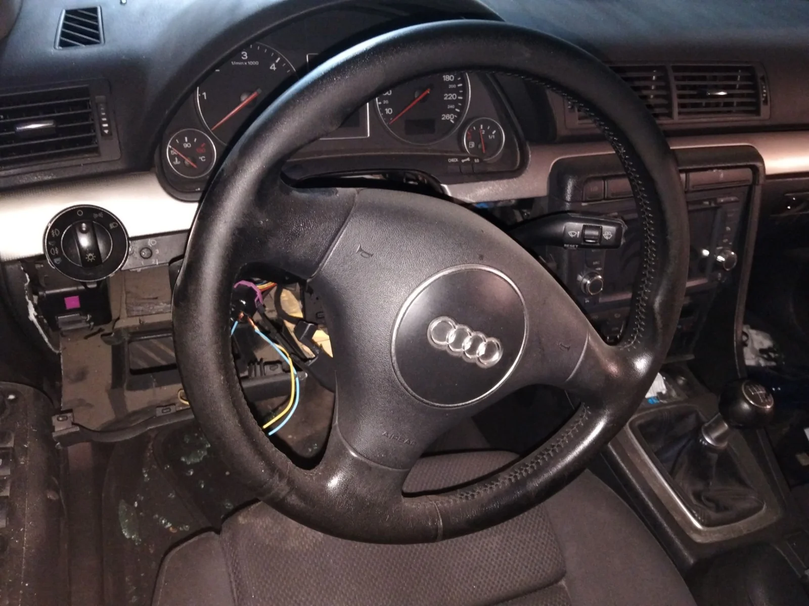 Foto de VOLANTE AUDI A4 BERLINA (8E)