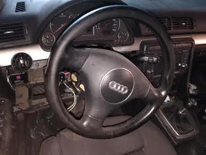 Foto de VOLANTE AUDI A4 BERLINA (8E)