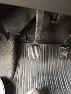 Foto de PEDAL FRENO FORD FOCUS C-MAX (CAP)(2003) 1.6 TDCi CAT (109 CV / 80 KW)