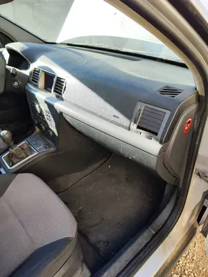 Foto de SALPICADERO OPEL VECTRA C BERLINA 1.9 CDTI (120 CV / 88 KW) referencia 93185427 foto 1