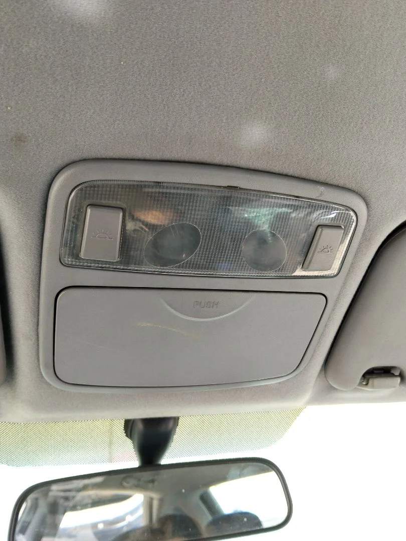 Foto de LUZ INTERIOR HYUNDAI ELANTRA (XD) 2.0 CRDi CAT (113 CV / 83 KW)