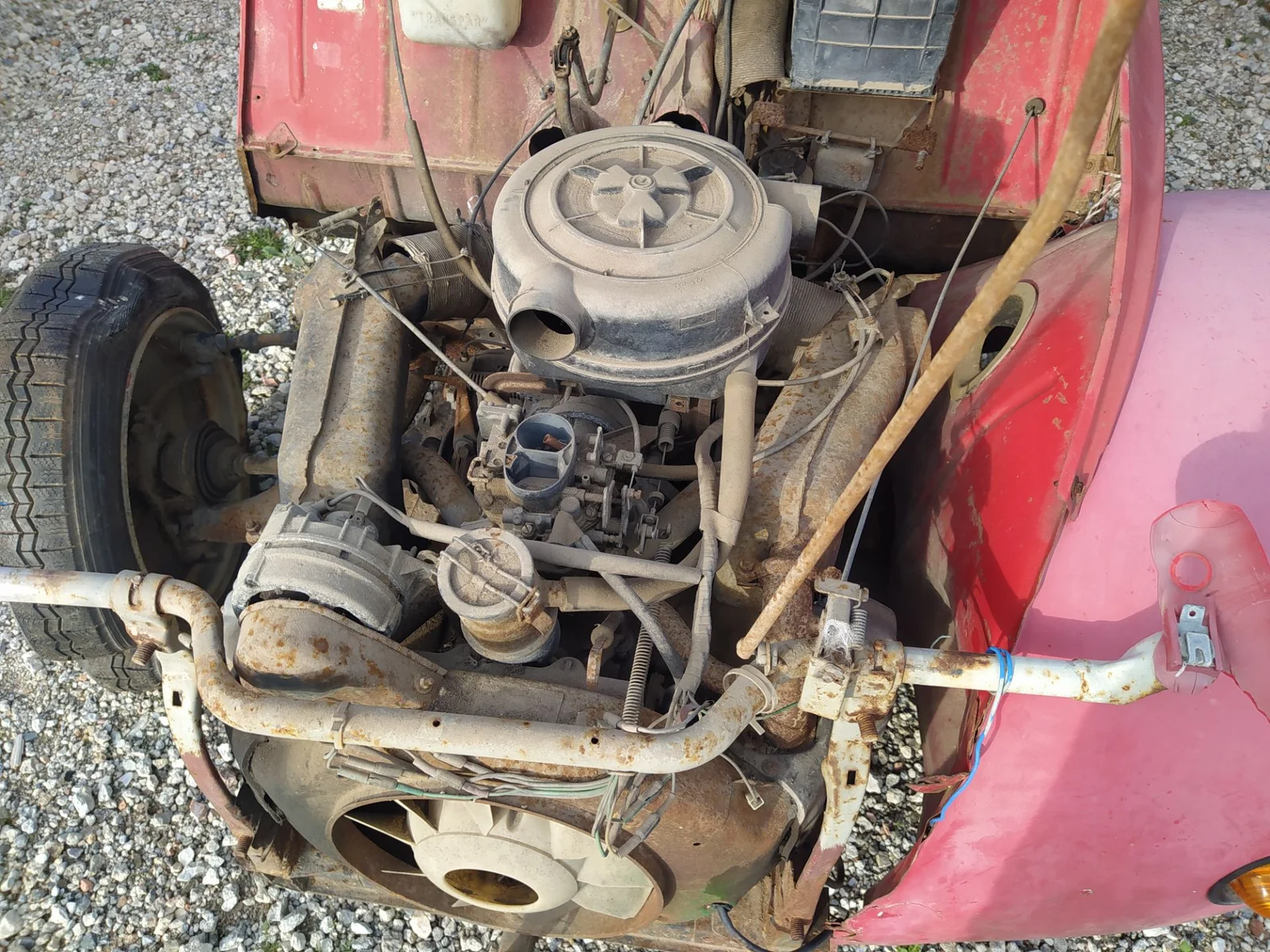 Foto de BOMBA DIRECCION CITROEN 2 CV 6 0.6 (A06) (29 CV / 21 KW)