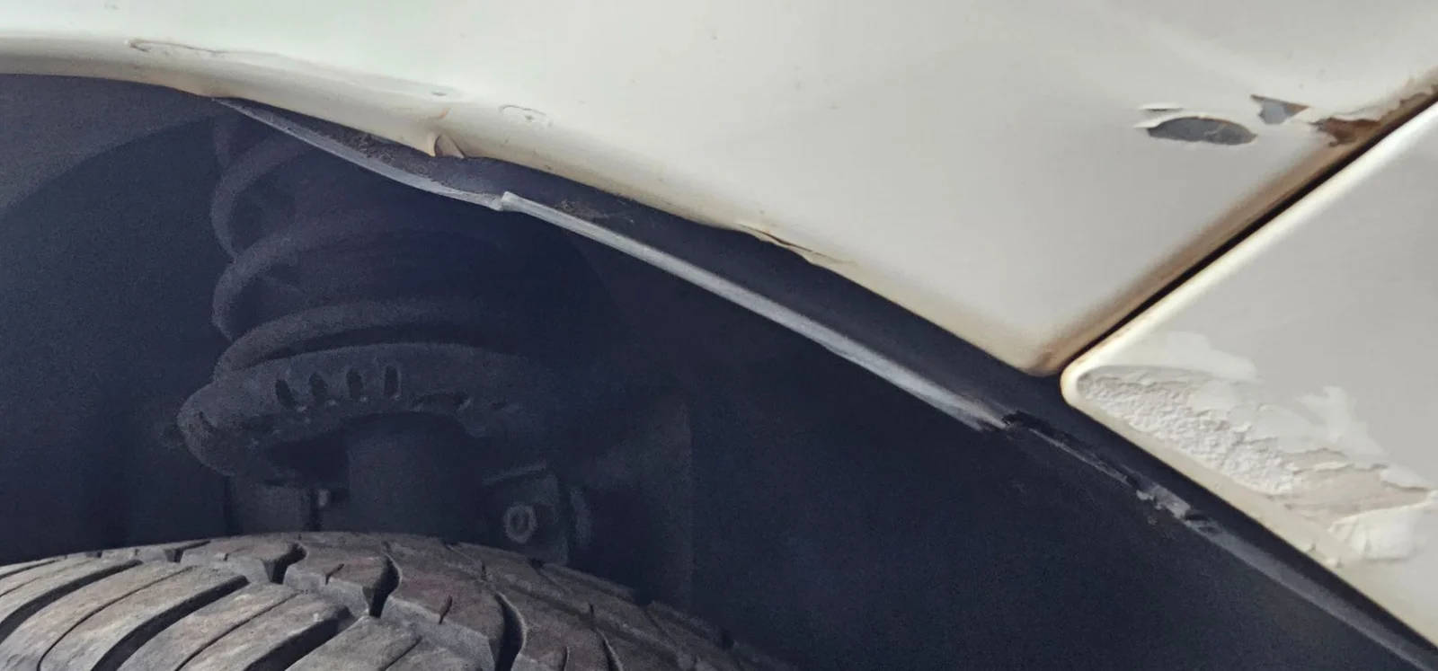 Foto de PASO RUEDA DELANTERO DERECHO SKODA FABIA (5J2) 1.2 (60 CV / 44 KW) referencia 5J0809958A
