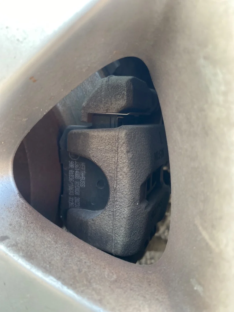 Foto de PINZA DE FRENO TRASERA IZQUIERDA HONDA CIVIC BERLINA 3 PUERTAS (EP) 1.6 VTEC CAT (D 16 V 1) (110 CV / 81 KW)