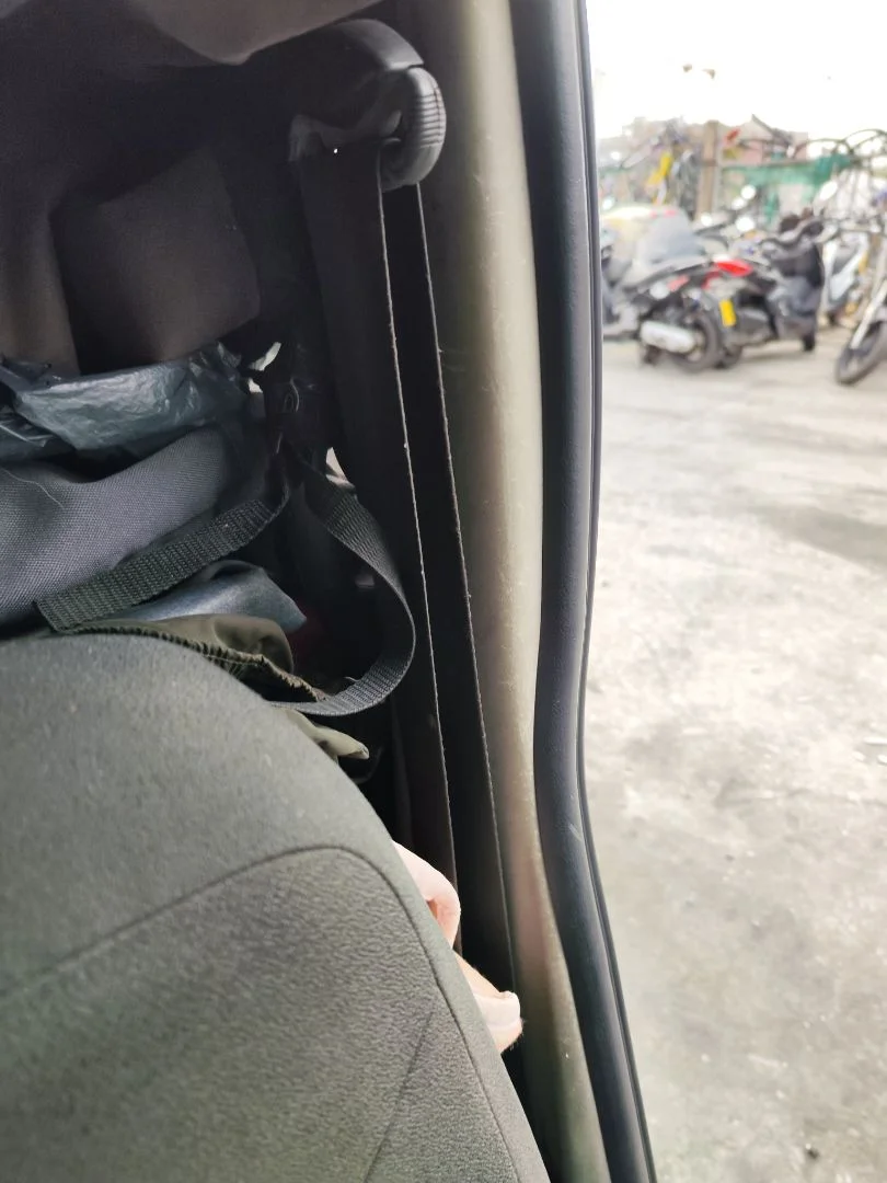 Foto de CINTURON SEGURIDAD DELANTERO IZQUIERDO FIAT I DOBLÒ (119) 1.9 JTD CAT (105 CV / 77 KW)