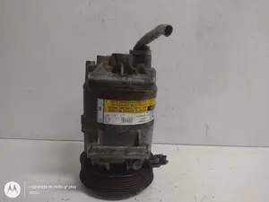 Foto de COMPRESOR AIRE ACONDICIONADO RENAULT MEGANE II BERLINA 5P referencia 8200053264 foto 3
