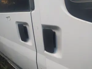 Foto de MANETA EXTERIOR LATERAL DERECHA FORD TRANSIT COMBI (TT9) 2.2 TDCi CAT (116 CV / 85 KW)