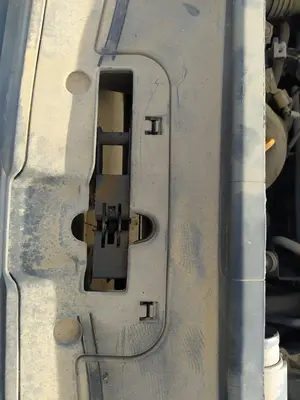 Foto de CERRADURA CAPO VOLKSWAGEN CADDY (2K)(02.2004) 1.9 TDI (105 CV / 77 KW)
