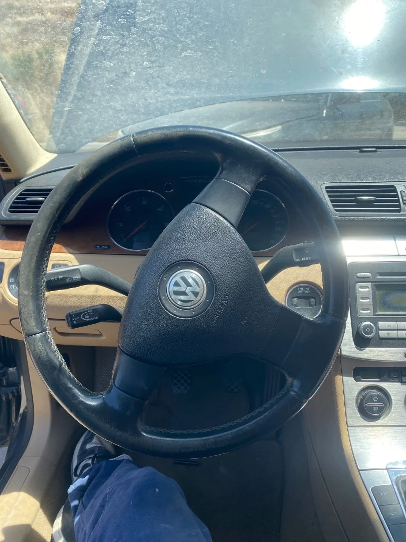 Foto de AIRBAG DELANTERO IZQUIERDO VOLKSWAGEN PASSAT BERLINA (3C2) 2.0 TDI (140 CV / 103 KW)