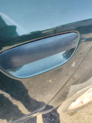 Foto de MANETA EXTERIOR TRASERA IZQUIERDA AUDI A6 BERLINA (4B2) 2.5 V6 24V TDI (150 CV / 110 KW)