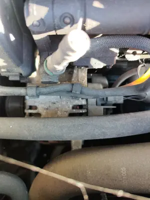 Foto de ALTERNADOR RENAULT MEGANE II BERLINA 5P 1.5 dCi Diesel (106 CV / 78 KW)