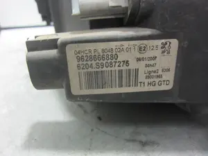 Foto de FARO IZQUIERDO PEUGEOT 206 BERLINA 4-PT. 1.4 (75 CV / 55 KW) referencia 9628666880 foto 6