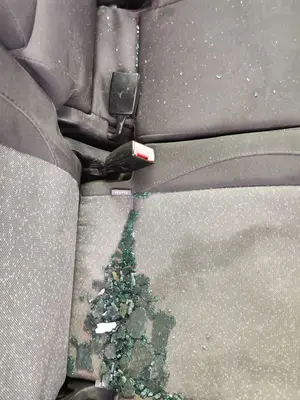 Foto de ENGANCHE CINTURON TRASERO DERECHO SEAT ALTEA (5P1) 1.9 TDI (105 CV / 77 KW)