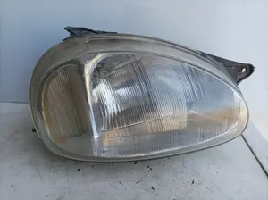 Foto de FARO DERECHO OPEL CORSA B referencia E95027 foto 2