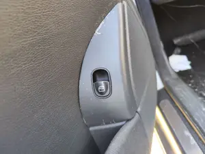 Foto de MANDO ELEVALUNAS DELANTERO IZQUIERDO MERCEDES-BENZ CLASE C (BM 203) SPORTCOUPE 2.2 CDI CAT (143 CV / 105 KW)