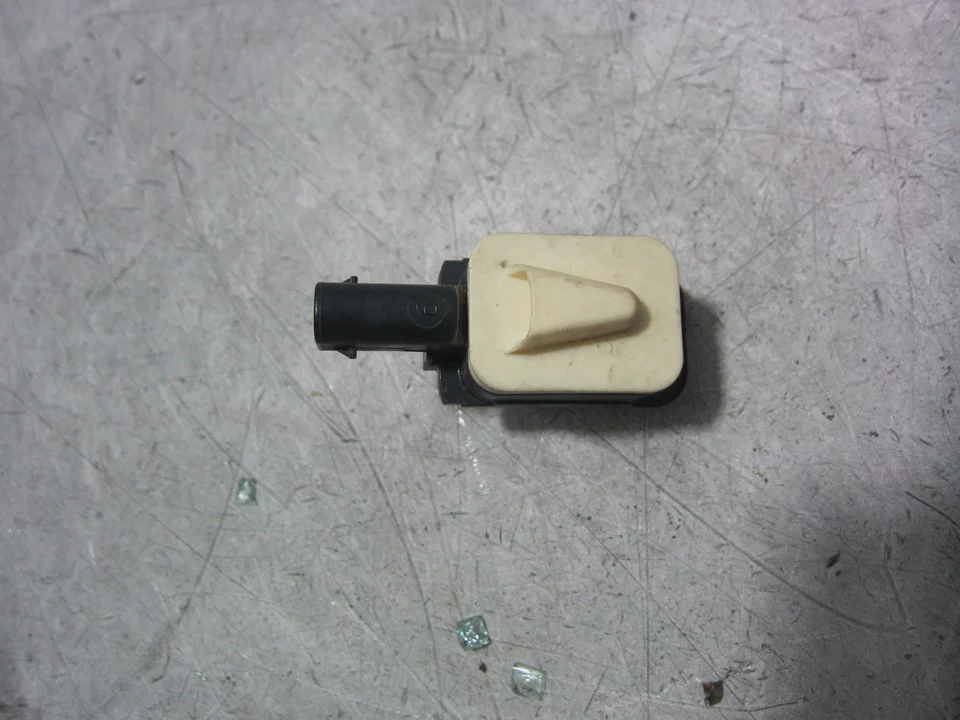 Foto de SENSOR DE IMPACTO PORSCHE CAYENNE (TIPO 92A) 4.8 V8 CAT (400 CV / 294 KW) referencia 7P0959354