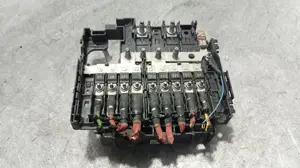Foto de CAJA RELES / FUSIBLES LAND ROVER RANGE ROVER EVOQUE 2.0 Td4 CAT (150 CV / 110 KW) referencia K8D214N073AB