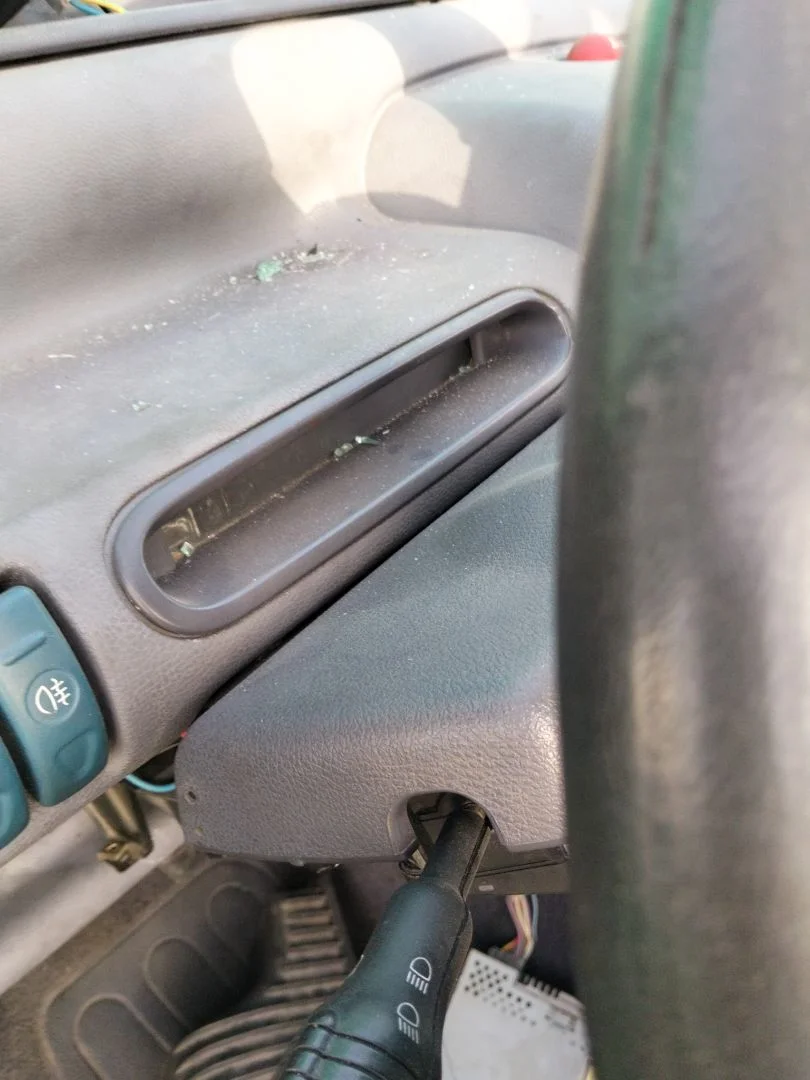 Foto de CUADRO INSTRUMENTOS RENAULT TWINGO I (C06) 1.2 (58 CV / 43 KW)