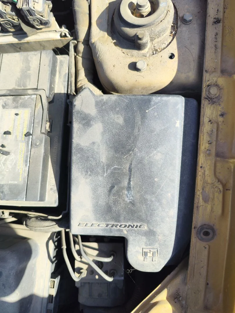Foto de CAJA RELES / FUSIBLES CITROEN XSARA BERLINA 1.6 16V CAT (NFU / TU5JP4) (109 CV / 80 KW)