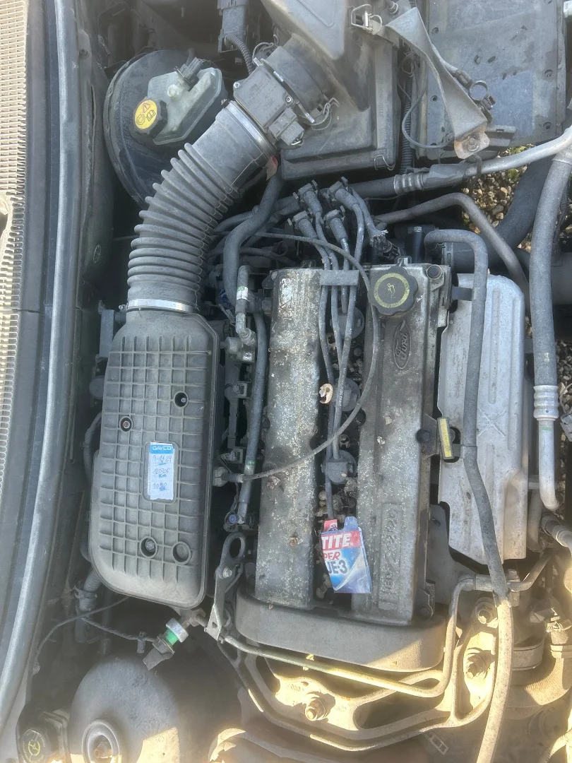 Foto de DESPIECE MOTOR FORD MONDEO FD BERL./TURNIER 1.8 16V CAT (116 CV / 85 KW)