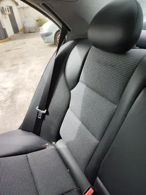 Foto de CINTURON SEGURIDAD TRASERO DERECHO MERCEDES-BENZ CLASE C (BM 203) BERLINA 3.0 CDI CAT (224 CV / 165 KW)