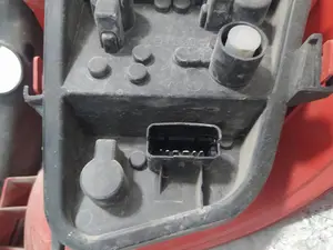 Foto de PILOTO TRASERO IZQUIERDO RENAULT CLIO III 1.5 dCi Diesel (68 CV / 50 KW) referencia 8200459962 foto 3