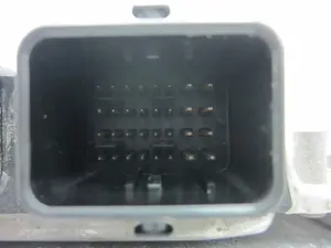 Foto de CENTRALITA MOTOR UCE PEUGEOT 307 (S1)(04.2001) 1.6 16V CAT (109 CV / 80 KW) referencia 9638765680 foto 5