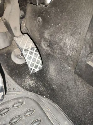 Foto de PEDAL FRENO VOLKSWAGEN GOLF IV BERLINA (1J1)(10.1997) 1.9 TDI (110 CV / 81 KW) referencia 1J1721142D foto 4