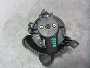 Foto de MOTOR CALEFACCION FIAT II DOBLÒ (263) CARGO 1.3 16V JTD CAT (90 CV / 66 KW) referencia 507730100
