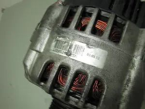 Foto de ALTERNADOR VOLKSWAGEN T4 TRANSPORTER referencia KC35014 foto 6