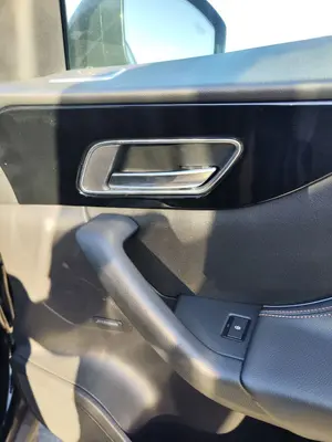 Foto de MANETA INTERIOR DELANTERA DERECHA JAGUAR F-PACE 3.0 V6 Diesel CAT (301 CV / 221 KW) referencia GX7322600AC