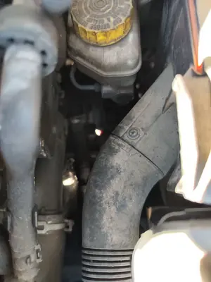 Foto de TUBO PRESION DIRECCION ASISTIDA SEAT CORDOBA BERLINA (6L2) 1.9 TDI (131 CV / 96 KW)