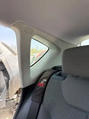 Foto de LUNA CUSTODIA TRASERA DERECHA SEAT LEON (1P1)