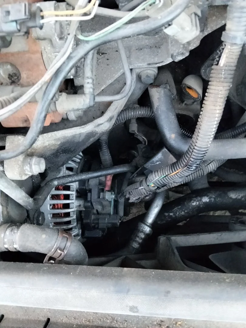 Foto de ALTERNADOR RENAULT LAGUNA II (BG0) 1.9 dCi Diesel CAT (101 CV / 74 KW) referencia 8200229907