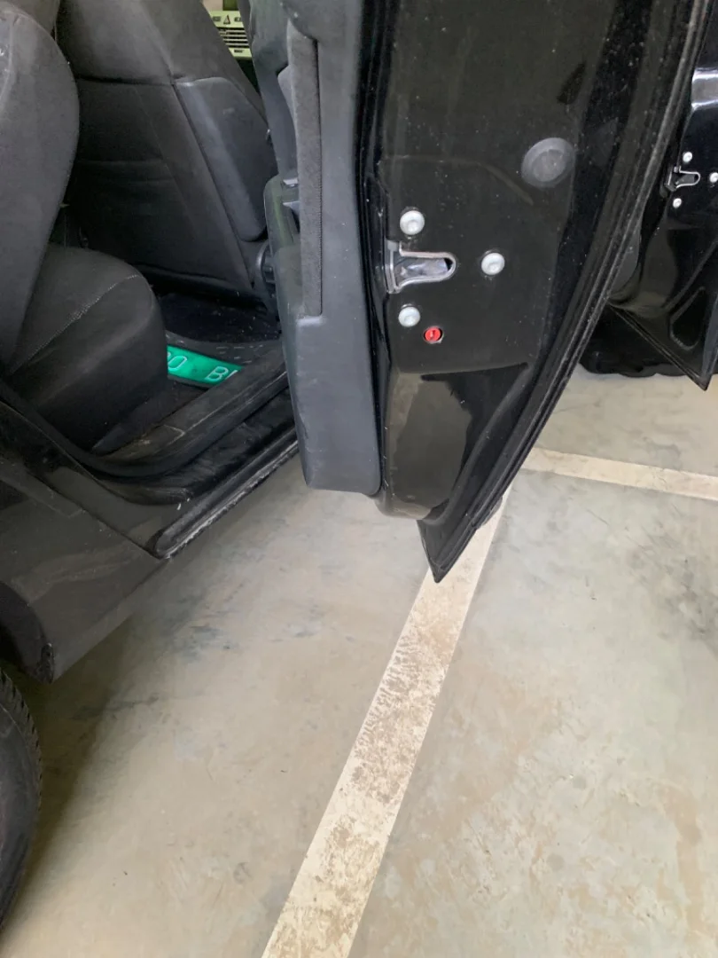 Foto de CERRADURA PUERTA TRASERA DERECHA OPEL ASTRA H CARAVAN 1.9 16V CDTI CAT (Z 19 DTH / LRD) (150 CV / 110 KW)