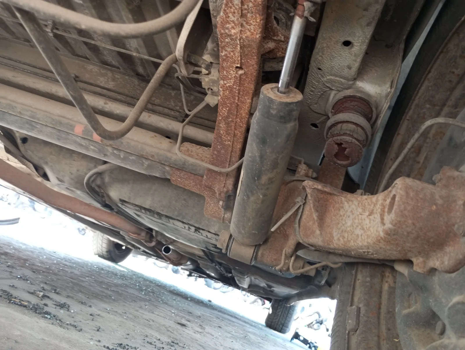 Foto de AMORTIGUADOR TRASERO DERECHO CITROEN BERLINGO 1.9 Diesel (69 CV / 51 KW) referencia 5206TA