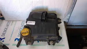 Foto de CAJA FILTRO AIRE RENAULT TRAFIC II FURGÓN referencia 8200467321