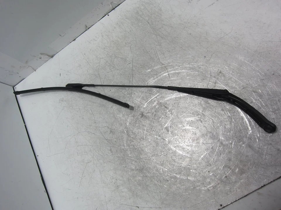 Foto de BRAZO LIMPIA DELANTERO DERECHO PORSCHE MACAN (95BA) referencia W000041784