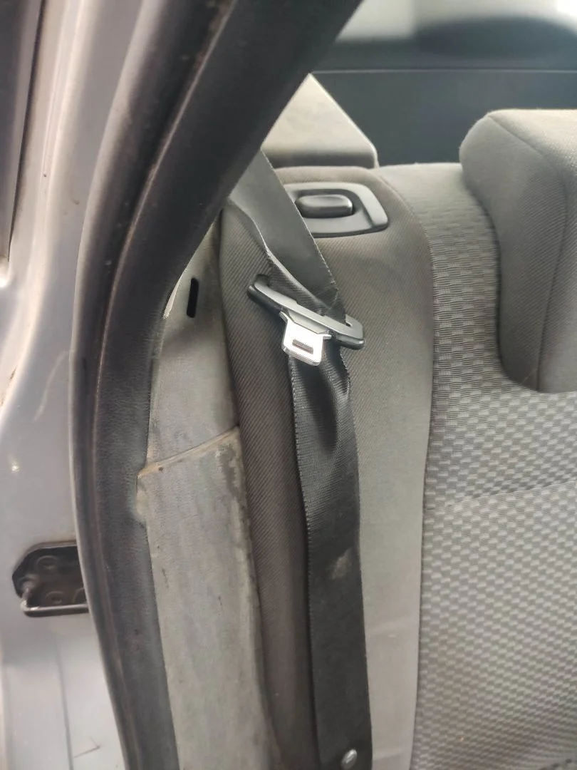 Foto de CINTURON SEGURIDAD TRASERO DERECHO FORD FOCUS BERLINA (CAP) 1.8 Flexifuel CAT (125 CV / 92 KW)