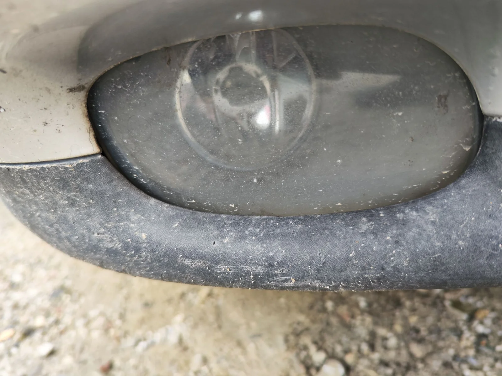 Foto de FARO ANTINIEBLA DERECHO VOLVO S80 BERLINA 2.4 CAT (140 CV / 103 KW)