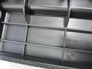 Foto de MOLDURAS TRASERAS PORSCHE MACAN (95BA) referencia 8R0861827 foto 5